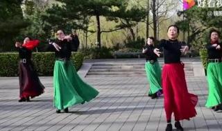 那拉提的养蜂女雕像谁做的 那拉提的养蜂女原唱